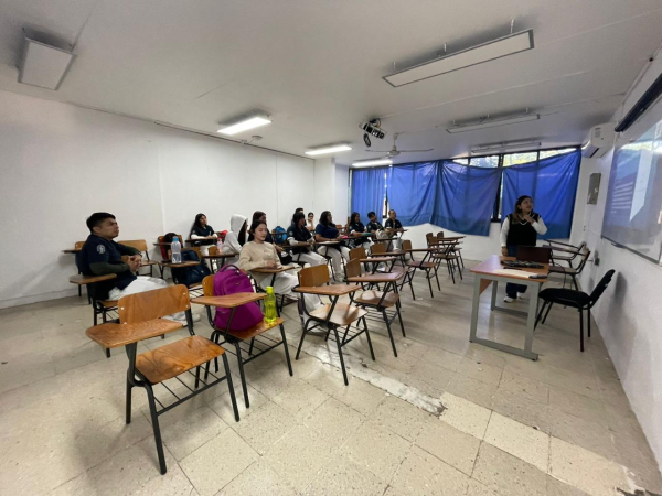Se llevó a cabo el taller: &quot;No te vayas, quédate en la uni&quot; en la Facultad de Medicina Humana C-II